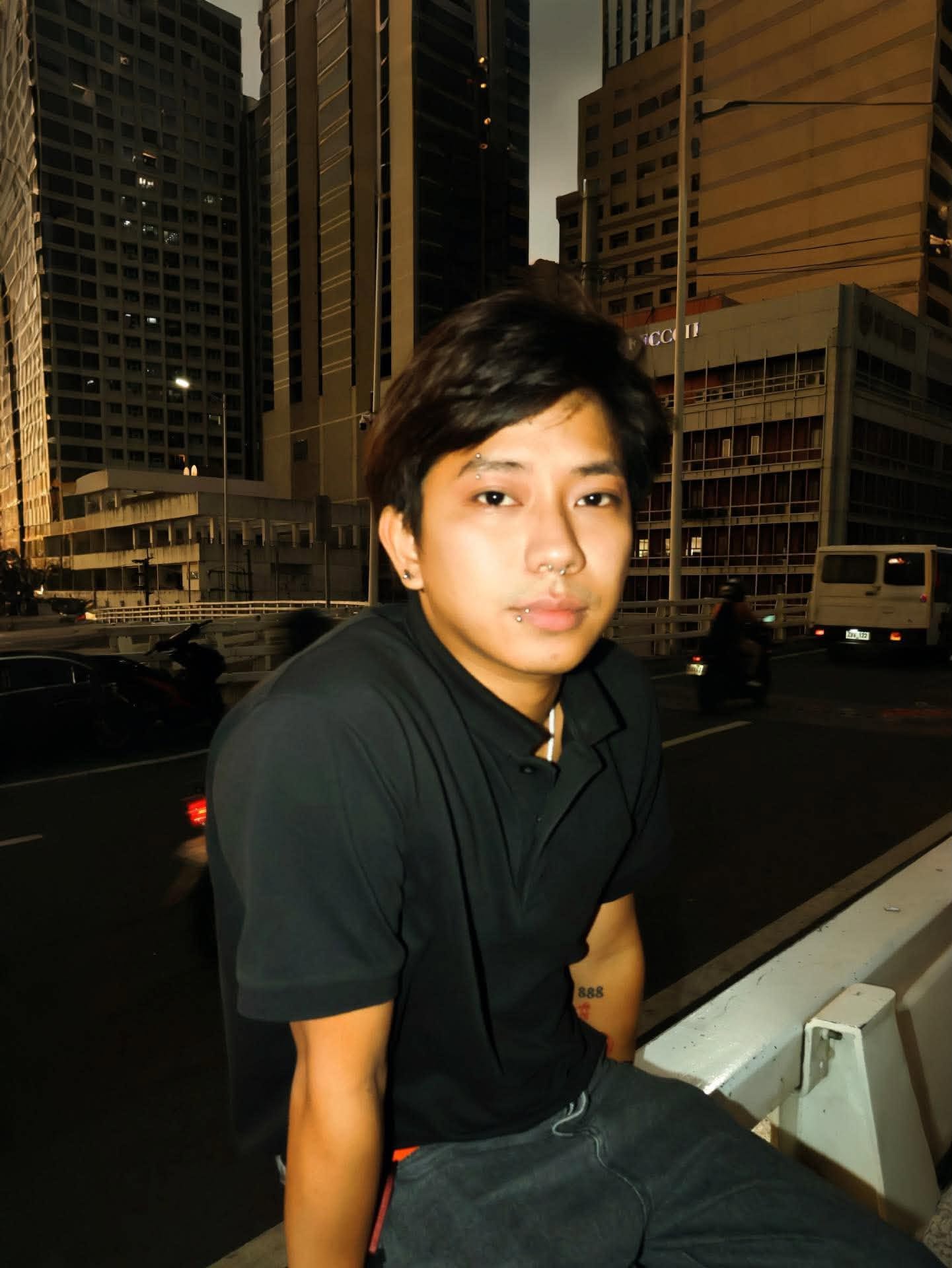 Gian Gomez, Art and Creative Director